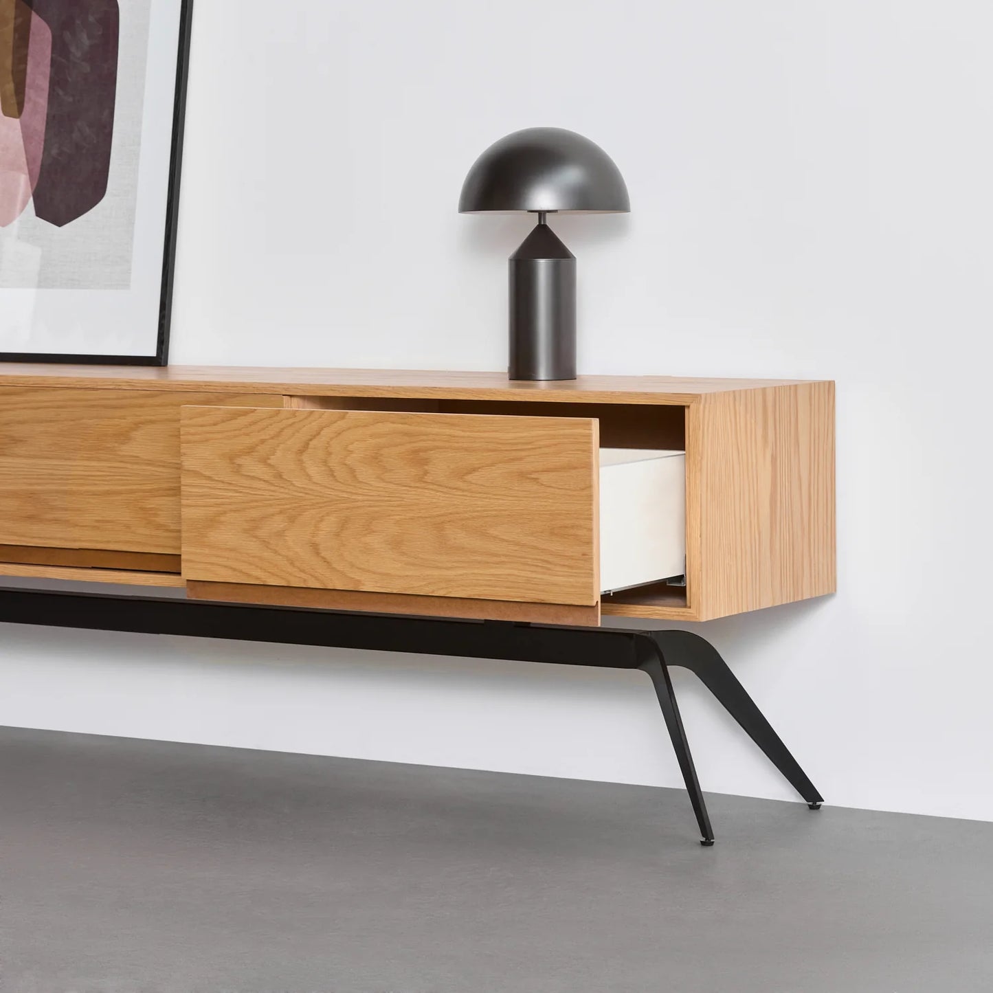 Modern Wooden TV Cabinet with Sleek Design and Metal Legs - Stylish Media Console for Living Rooms