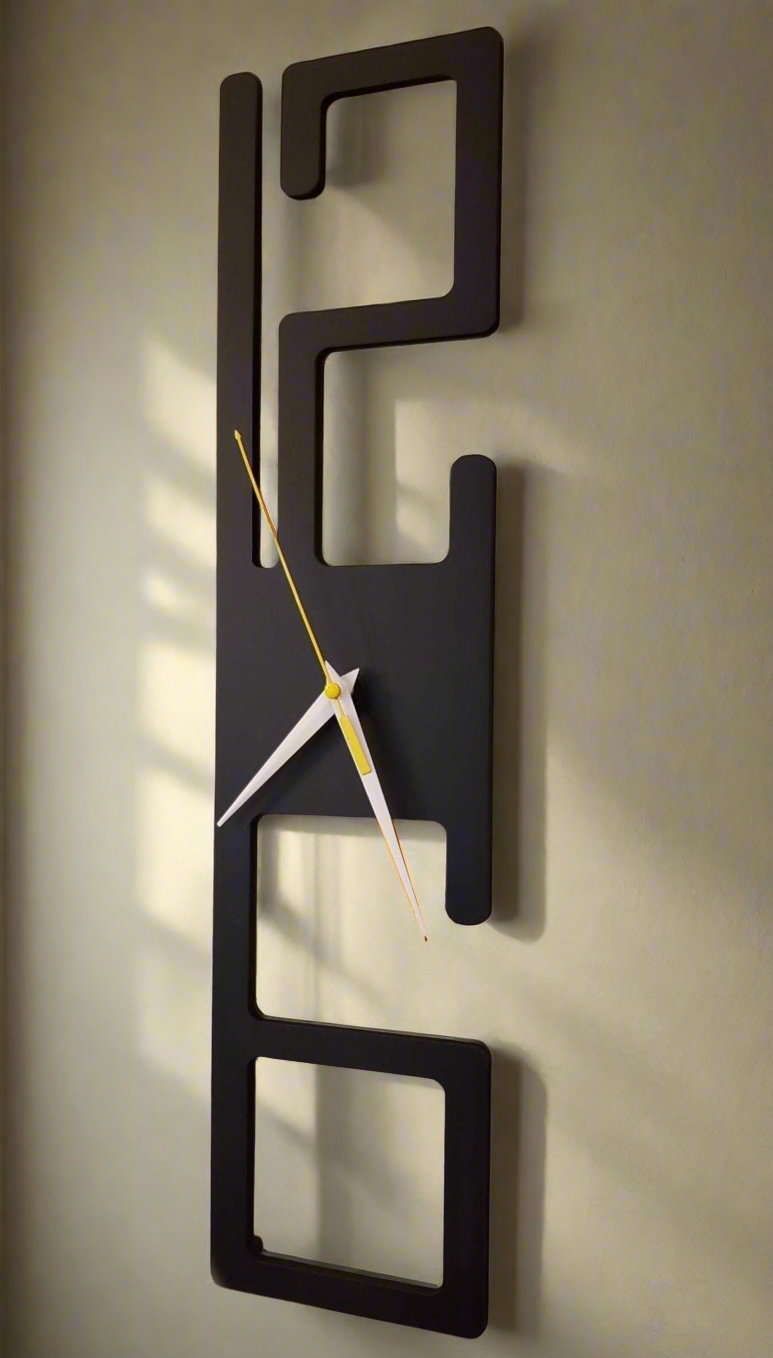 Simplistic Design Metal Wall Clock (Black)