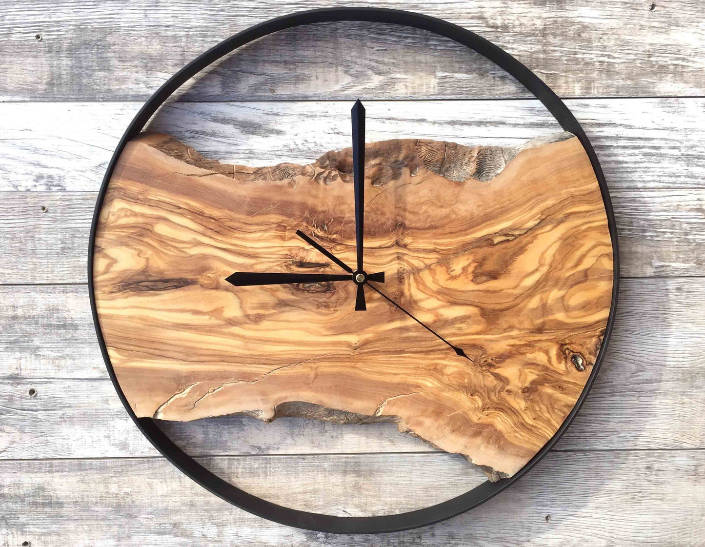 Modern & Vintage Metal Wooden Wall Clocks