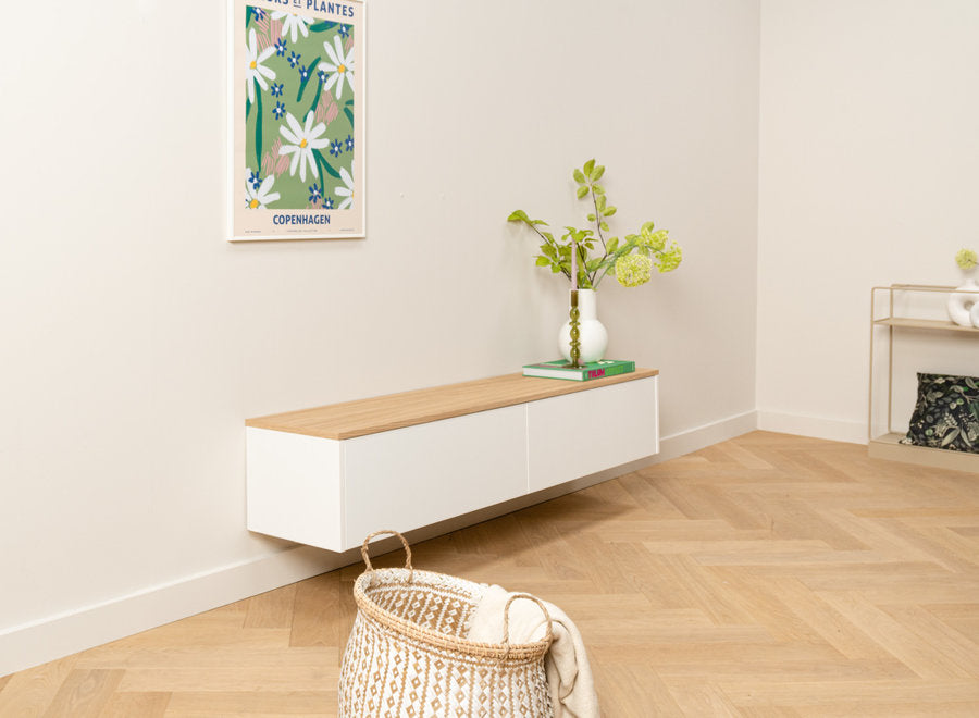 Minimalist White Floating TV Cabinet with Wooden Top – Scandinavian Wall-Mounted Media Console for Modern Interiors