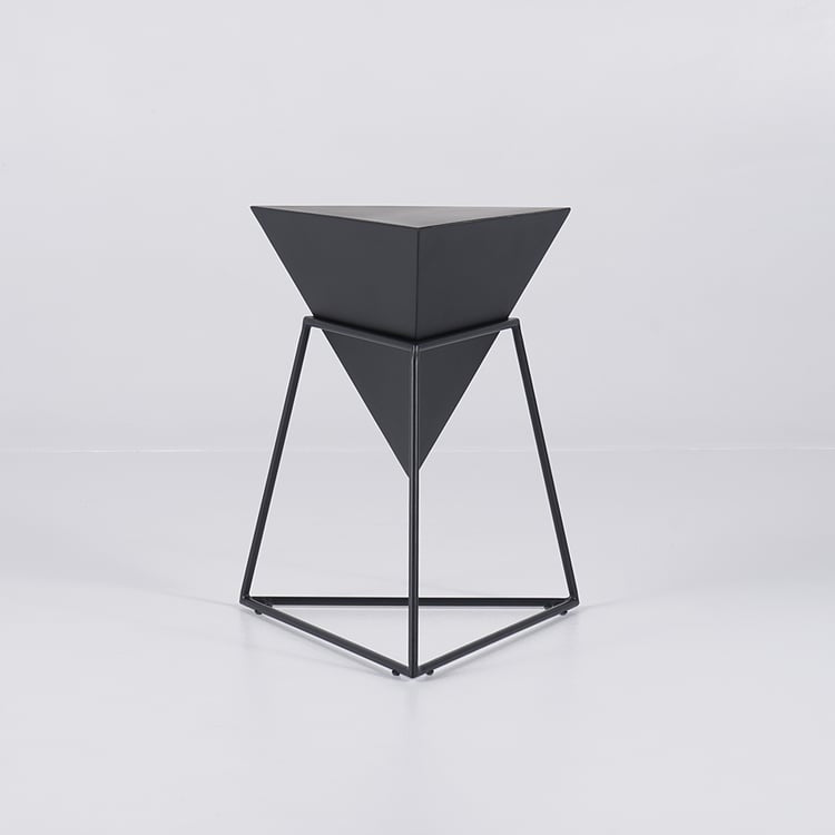 Modern Geometric Black Side Table – Minimalist Metal Accent Furniture