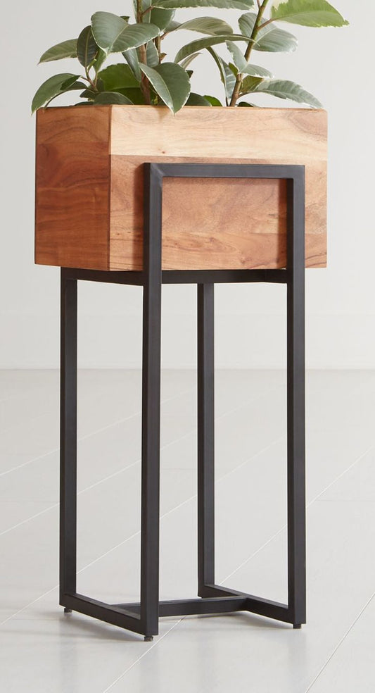 Modern Wooden Planter with Tall Black Metal Stand – Sleek Indoor Plant Decor
